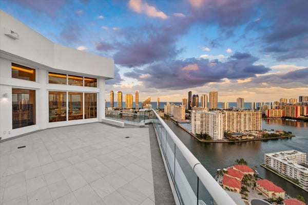 2600 Island Blvd PH-1, Aventura, FL