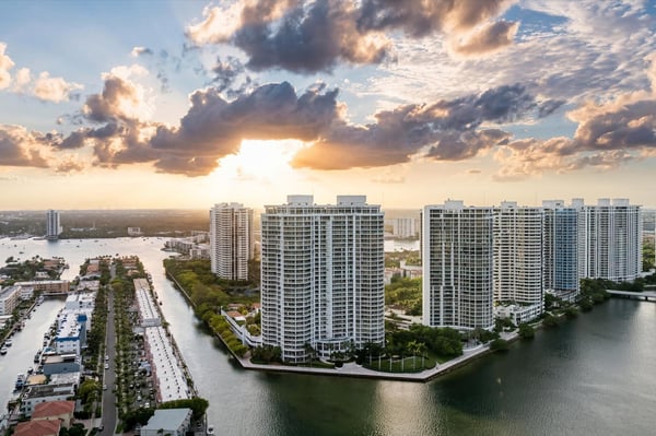 2600 Island Blvd PH-1, Aventura, FL