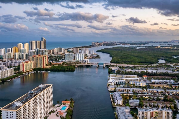 2600 Island Blvd PH-1, Aventura, FL