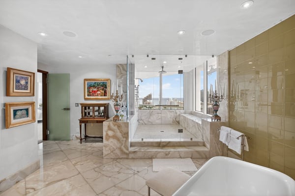 2600 Island Blvd PH-1, Aventura, FL