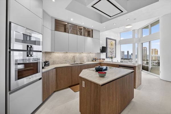 2600 Island Blvd PH-1, Aventura, FL