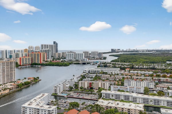 2600 Island Blvd PH-1, Aventura, FL