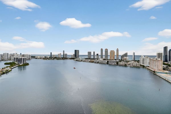 2600 Island Blvd PH-1, Aventura, FL