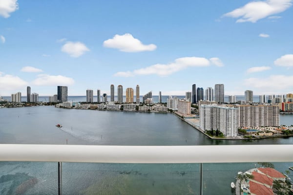 2600 Island Blvd PH-1, Aventura, FL