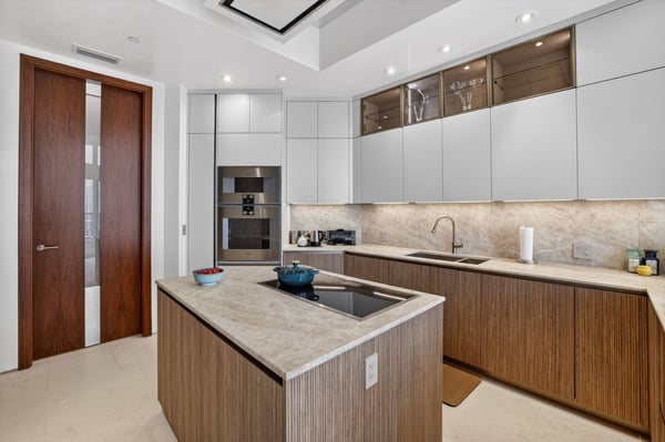 2600 Island Blvd PH-1, Aventura, FL