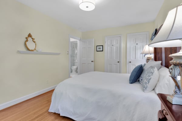 2712 S June Street, Arlington, VA