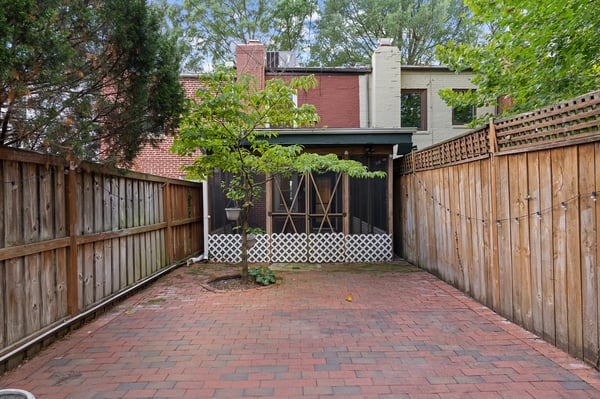 1360 L Street SE, Washington, DC
