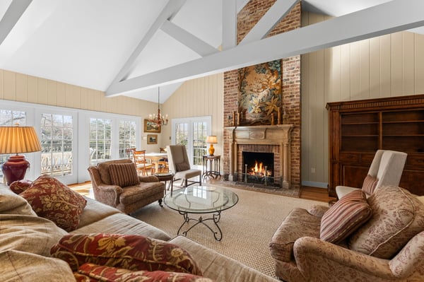 593 Glebe Road, Irvington, VA