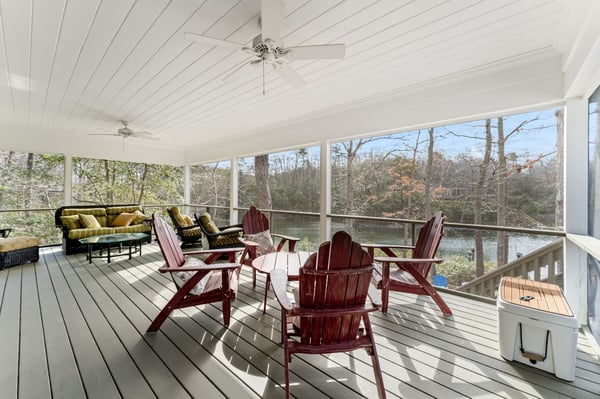 593 Glebe Road, Irvington, VA