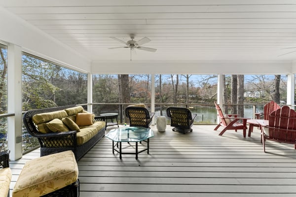 593 Glebe Road, Irvington, VA