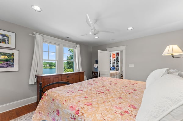 792 King Carter Drive, Irvington, VA