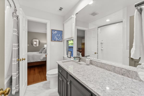 3849 Black Stump Road, Weems, VA