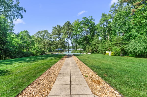 3849 Black Stump Road, Weems, VA