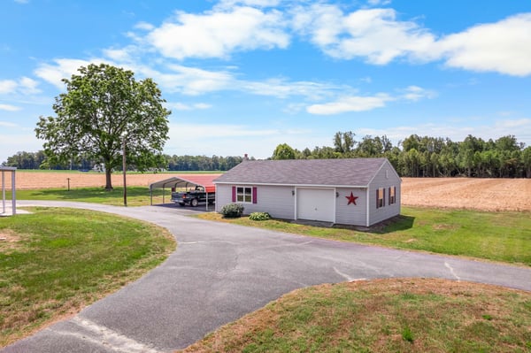 13226 Richmond Road, Warsaw, VA