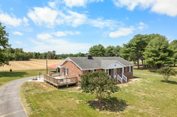 13226 Richmond Road, Warsaw, VA