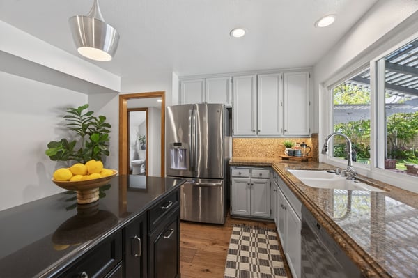 1121 Modesto Avenue, Camarillo, CA