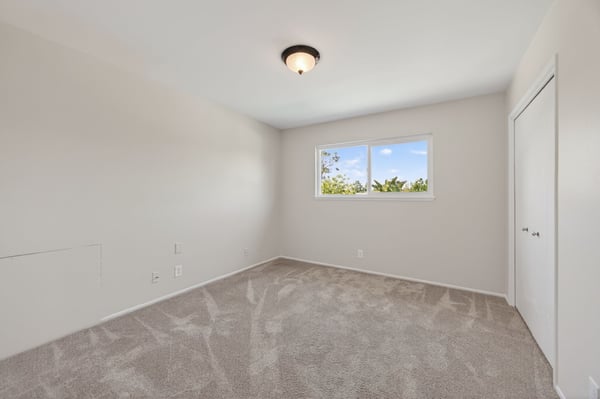 1121 Modesto Avenue, Camarillo, CA