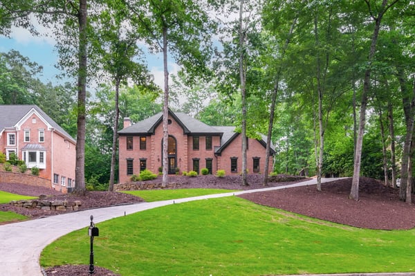 9460 Mistwater Close, Roswell, GA