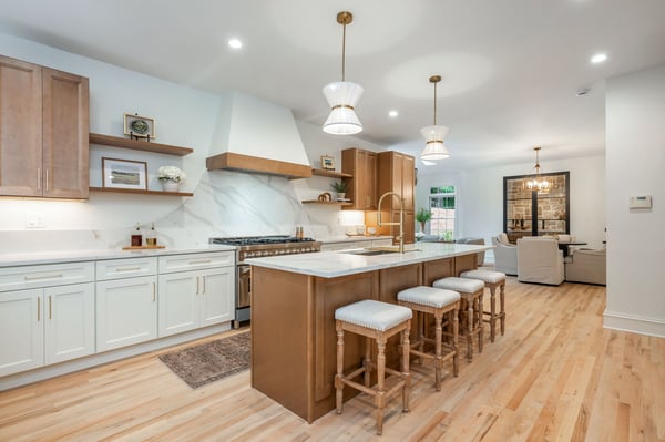 9460 Mistwater Close, Roswell, GA
