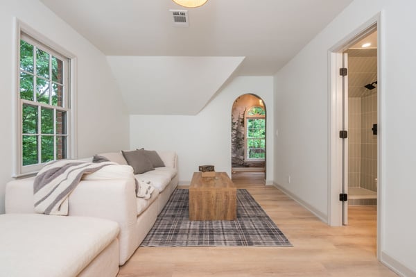 9460 Mistwater Close, Roswell, GA