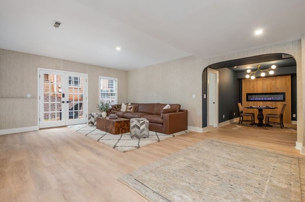 9460 Mistwater Close, Roswell, GA