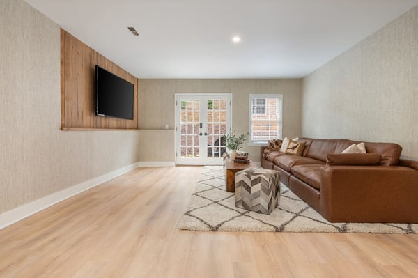 9460 Mistwater Close, Roswell, GA