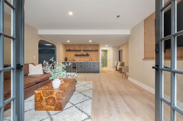 9460 Mistwater Close, Roswell, GA