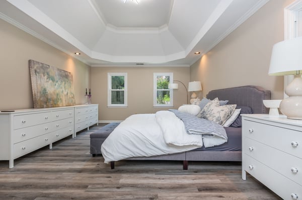 2865 Stoneglen Close, Roswell, GA