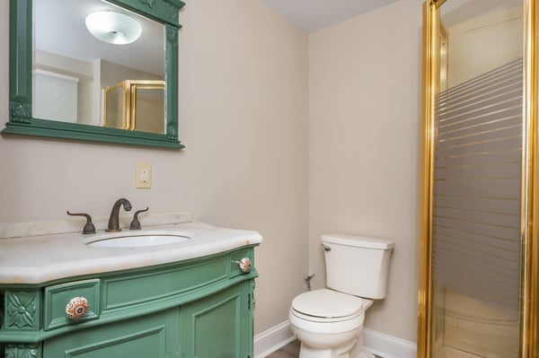 2865 Stoneglen Close, Roswell, GA
