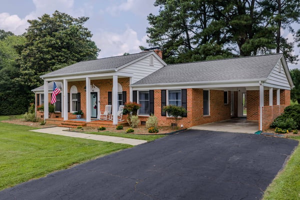 42 Venable Dr, Kilmarnock, VA