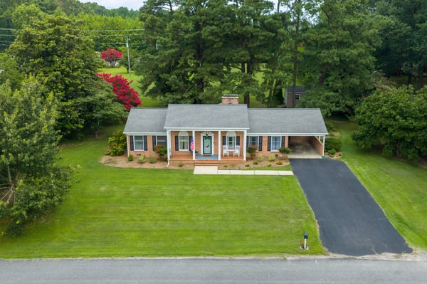 42 Venable Dr, Kilmarnock, VA