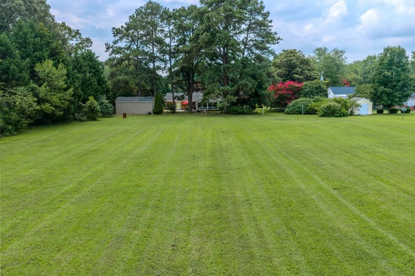 42 Venable Dr, Kilmarnock, VA