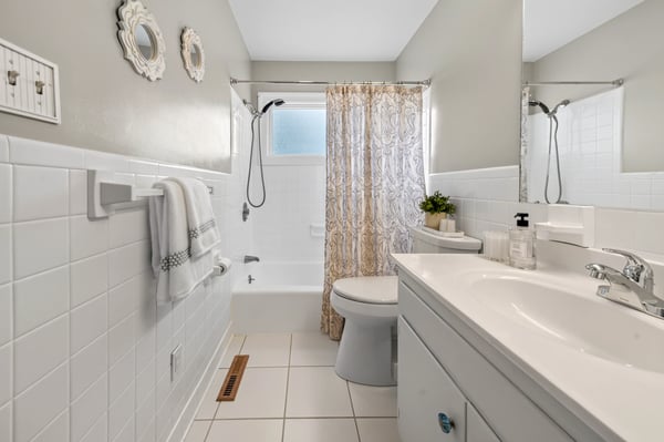 42 Venable Dr, Kilmarnock, VA