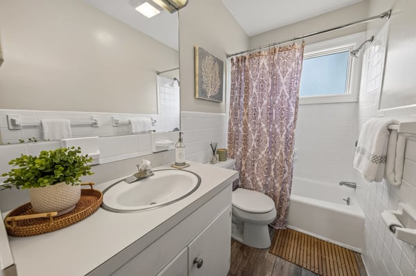 42 Venable Dr, Kilmarnock, VA