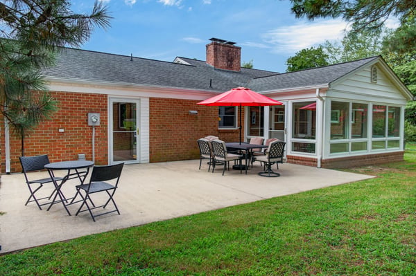 42 Venable Dr, Kilmarnock, VA