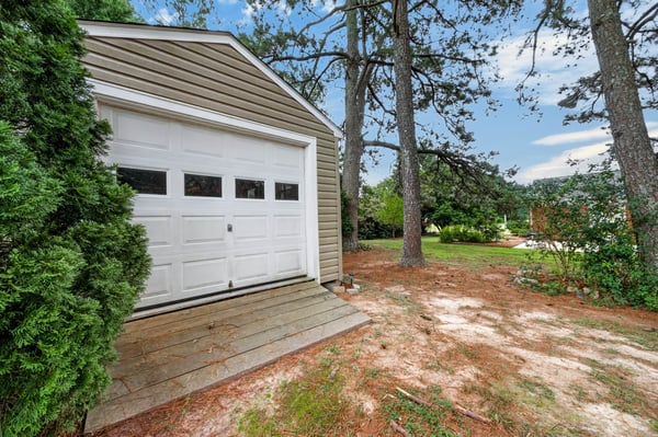 42 Venable Dr, Kilmarnock, VA