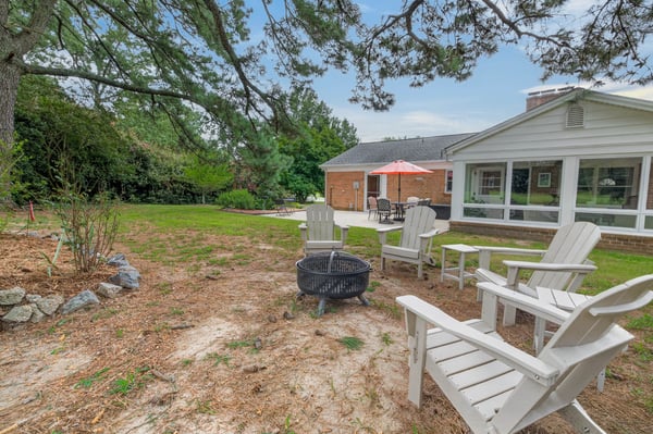 42 Venable Dr, Kilmarnock, VA