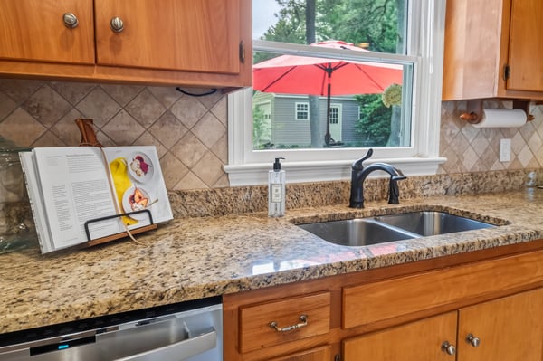 42 Venable Dr, Kilmarnock, VA