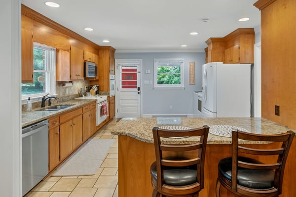42 Venable Dr, Kilmarnock, VA