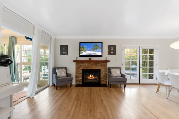 6115 Van Noord Avenue, Valley Glen, CA