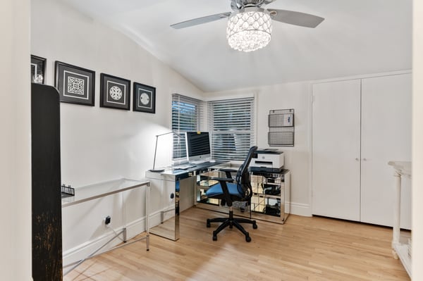 6115 Van Noord Avenue, Valley Glen, CA