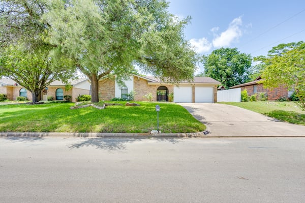 205 Scenic Dr, Aledo, TX