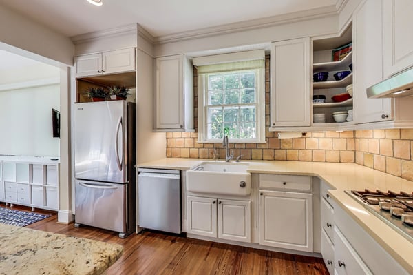 Farm House Sink, Dishwasher & French Door Fridge