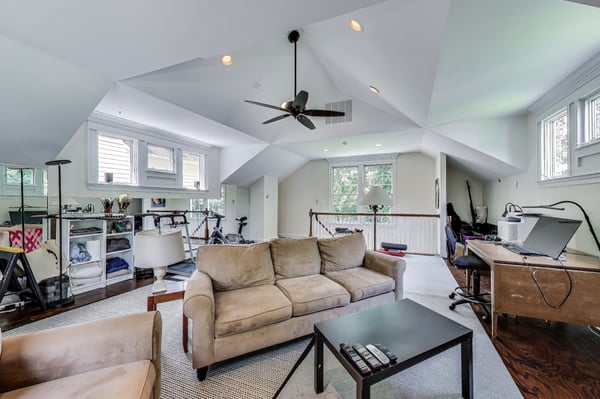 5809 Grosvenor Lane, Bethesda, MD