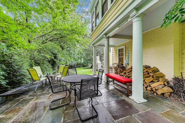 5809 Grosvenor Lane, Bethesda, MD