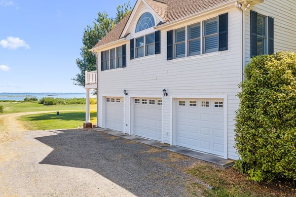 2414 Windmill Point Road, White Stone, VA