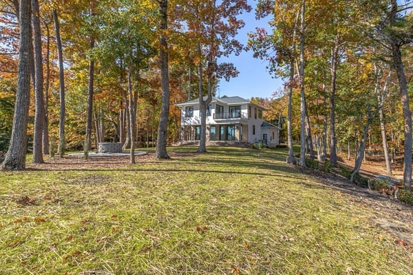 212A Gordon Drive, Weems, VA
