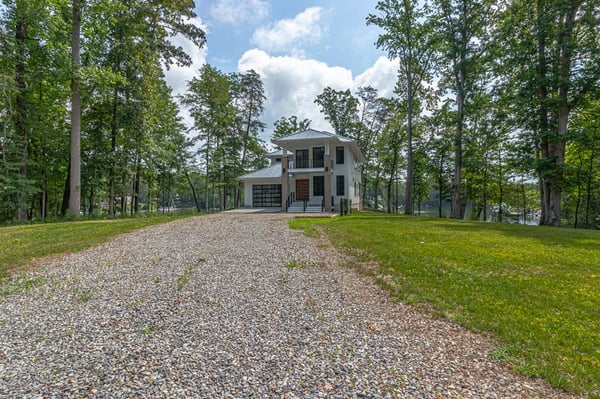 212A Gordon Drive, Weems, VA