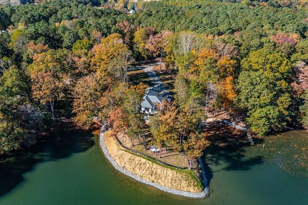 212A Gordon Drive, Weems, VA