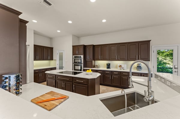 15747 Booth Circle, Volente, TX